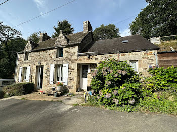 maison à Saint-Servais (22)