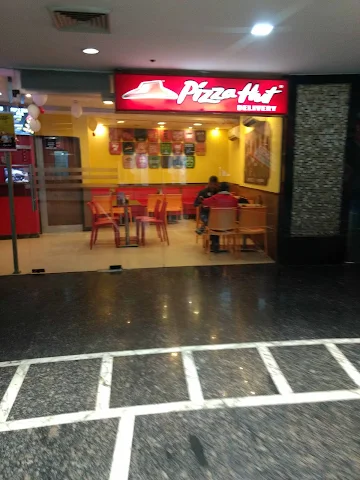 Pizza Hut photo 