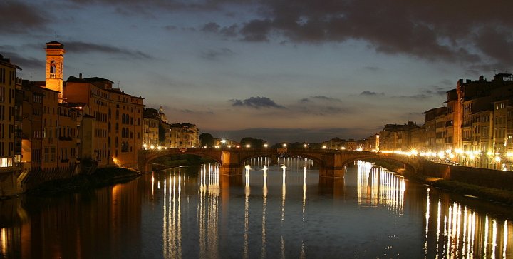 DA PONTE VECCHIO. di dicorsa