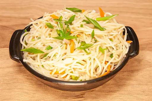 Veg Hakka Noodles