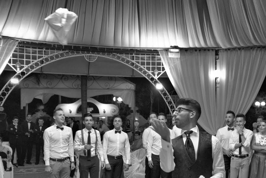 Wedding photographer Massimiliano CONTI (maxph). Photo of 20 August 2020