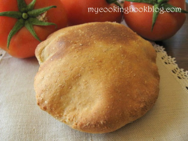 Универсално тесто от Арабската кухня и бърз плосък хляб (Pita Bread)