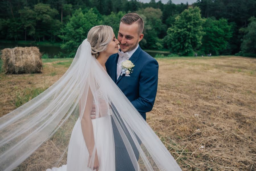 Fotografo di matrimoni Petr Ovsík (petrovsik). Foto del 2 maggio 2021