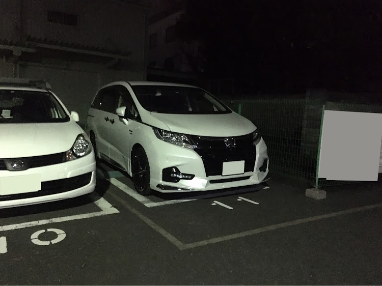 オデッセイの駐車場止めっぱなし・お疲れ様でしたに関するカスタム事例の投稿画像1枚目