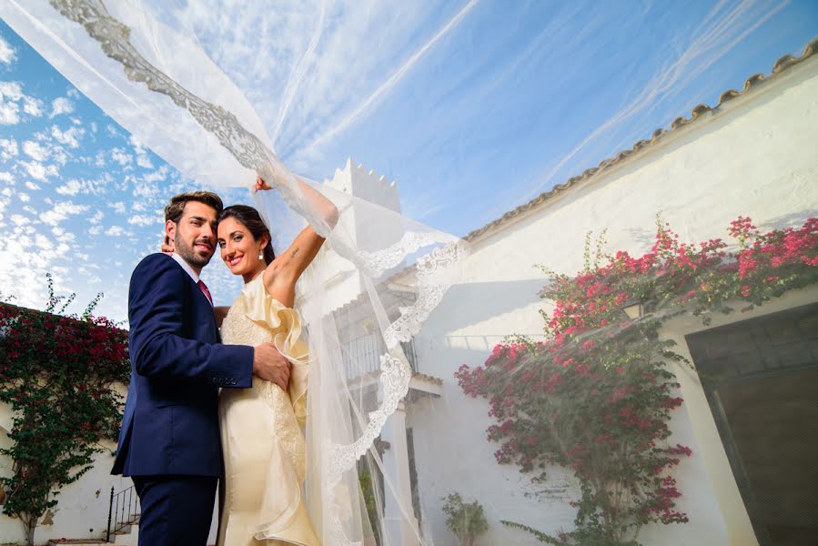 Fotógrafo de bodas Ceci Fuentes (awenstudio). Foto del 11 de diciembre 2018