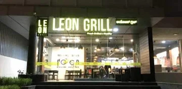 Leon's Burgers & Wings photo 