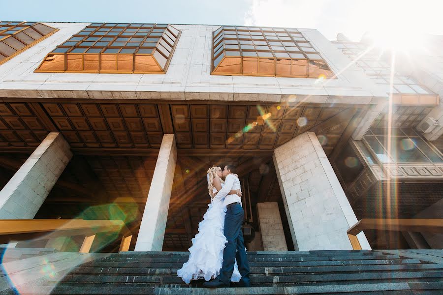 Fotógrafo de casamento Konstantin Nikiforov-Gordeev (foto-cinema). Foto de 22 de agosto 2014