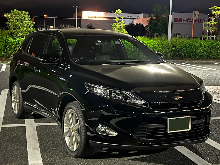ハリアーのみんなのステアリングが見たい・クルマ好きと繋がりたい・5月もよろしくお願いしますに関するカスタム事例の投稿画像3枚目