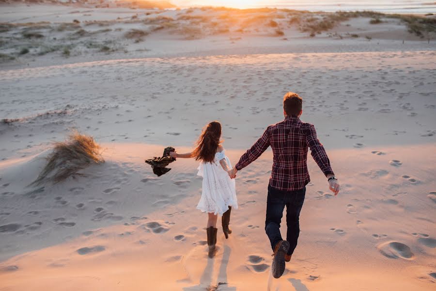 Wedding photographer Alex Tome (alextome). Photo of 16 January 2018