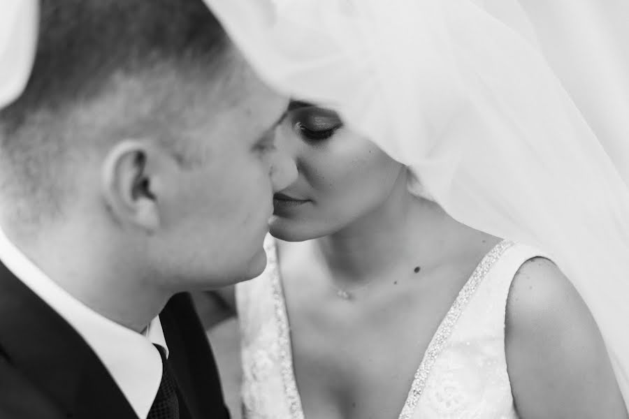 Fotografo di matrimoni Vera Zarubina (zarubinavera). Foto del 29 maggio 2019