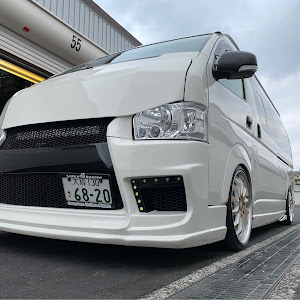 ハイエースバン