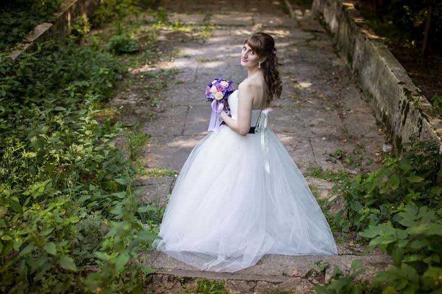 Fotografo di matrimoni Irishka Maksimenkova (irishkamaks). Foto del 27 settembre 2015