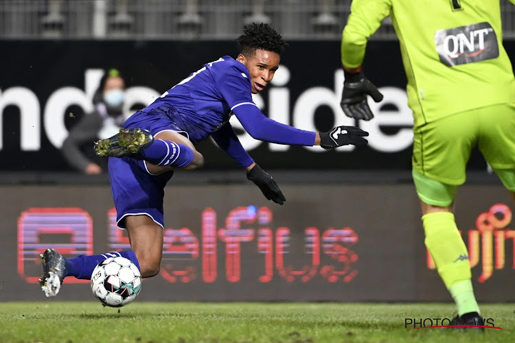 Anderlecht heeft probleem op posities waar ze overvloed dachten te hebben: spelers uit vorm, tactisch te weinig en niet op hun plaats