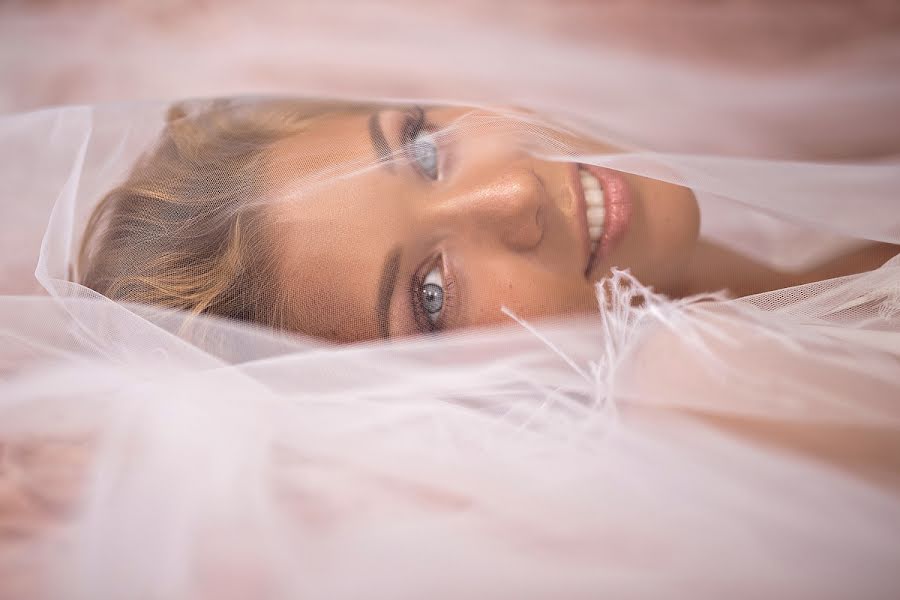 Fotógrafo de casamento Andrey Vayman (andrewv). Foto de 1 de março 2018