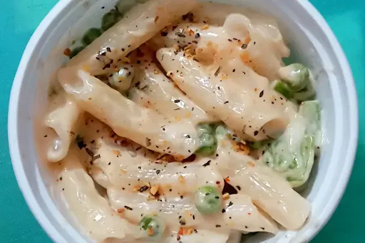 White Sauce Pasta