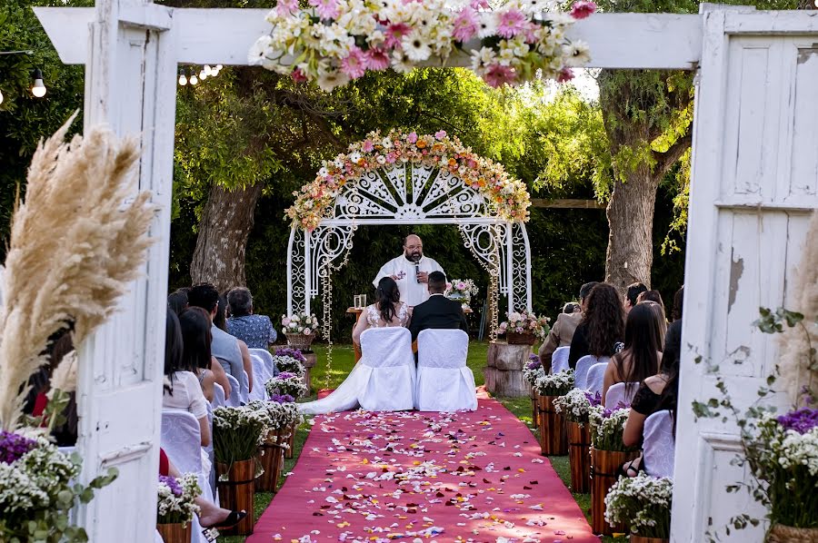 Fotografo di matrimoni Luigi Riccetti (luigi-riccetti). Foto del 18 gennaio 2023