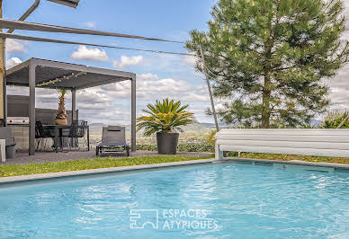 Appartement avec terrasse et piscine 2