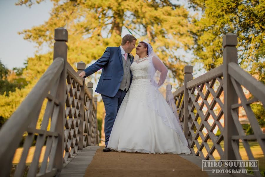 Wedding photographer Theo Southee (theosoutheephoto). Photo of 1 July 2019