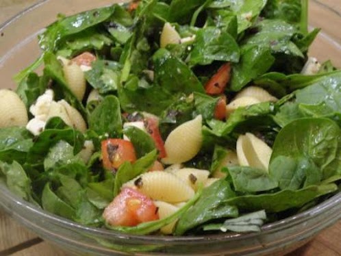 Caprese Spinach Pasta Salad