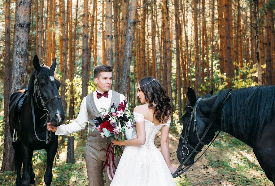 Fotografo di matrimoni Alena Shageeva (alenashageeva). Foto del 5 marzo 2019