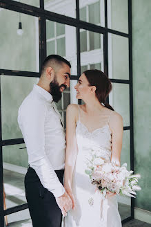 Wedding photographer Svetlana Voinova (lanashadow). Photo of 26 October 2019