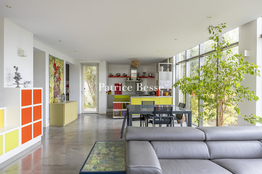 House 3