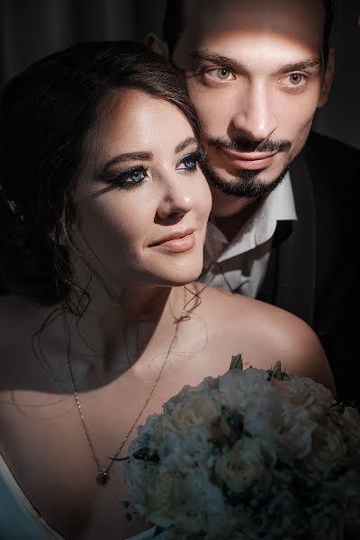 Fotógrafo de casamento Oksana Shvernickaya (oksanas). Foto de 11 de março 2023