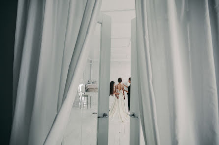 Fotógrafo de casamento Yuliya Baldeeva (bafotoo). Foto de 14 de junho 2019