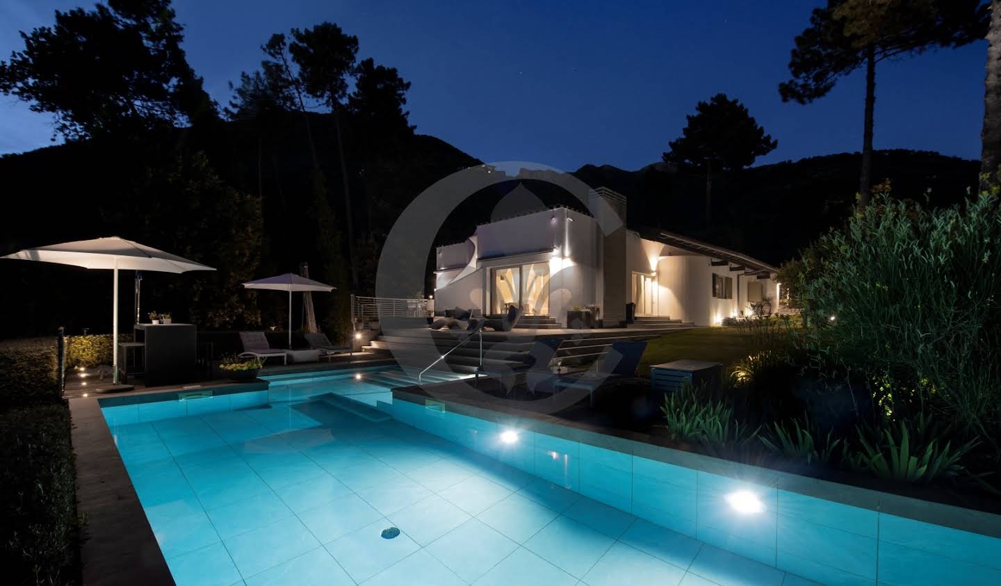 Villa with pool and garden Camaiore