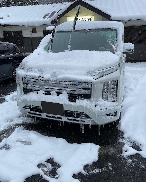 デリカD:5のデリカd5・デリカ好きと繋がりたい・皆さんのカスタム参考中・雪コラボに関するカスタム事例の投稿画像2枚目