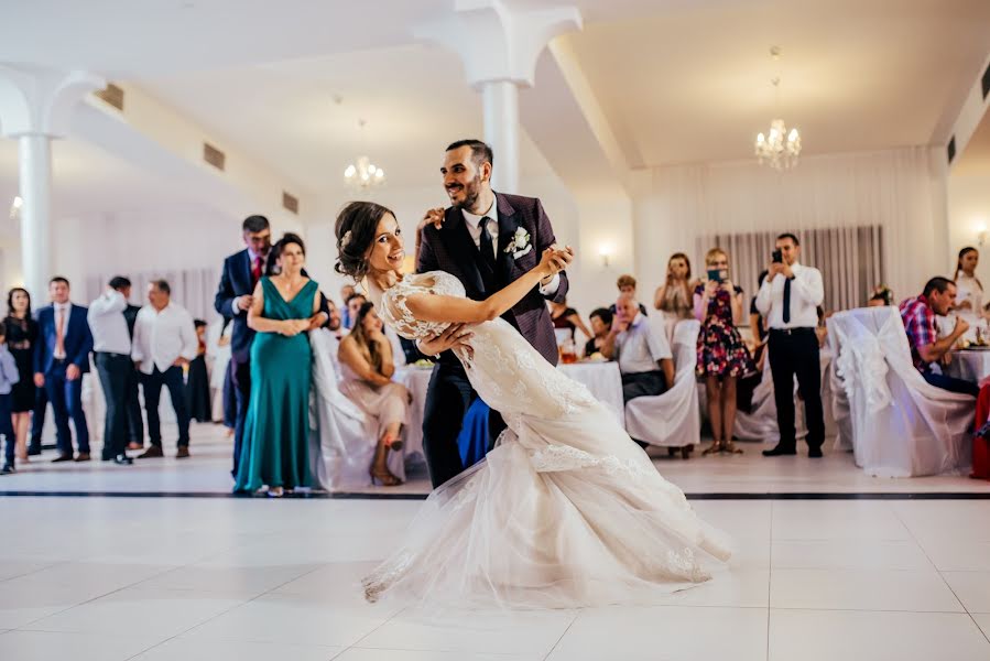 Wedding photographer Laurentiu Nica (laurentiunica). Photo of 8 February 2018