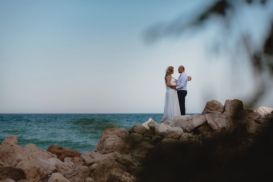 Fotografo di matrimoni Miroslava Velikova (studiomirela). Foto del 4 gennaio 2019