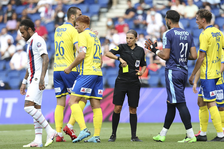 L'entraîneur de Waasland-Beveren après la correction au PSG : "Une expérience unique dans une vie"