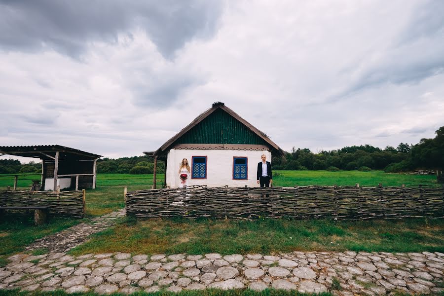 Fotógrafo de casamento Stepan Novikov (stivi9). Foto de 30 de setembro 2019