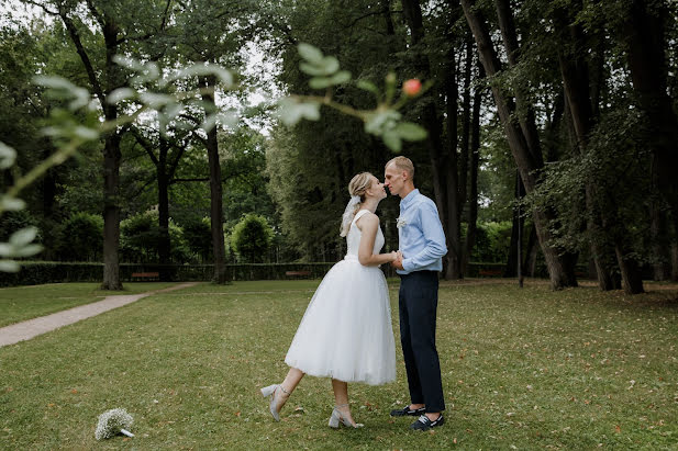 Fotógrafo de bodas Alla Kareni (allakareni). Foto del 13 de mayo 2022