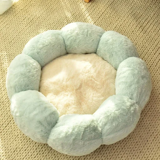 Unique Flower-Shaped Comfortable Sleep Pet Bed for Indoor and Outdoor Use Dog Mat Dog Beds for Large Dogs