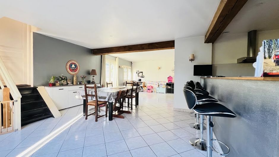 Vente maison 6 pièces 133 m² à Saint-Germain-lès-Arpajon (91180), 330 000 €