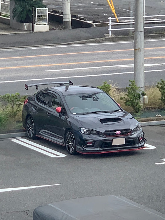 WRX STIの笑む系@5さんが投稿したカスタム事例の投稿画像1枚目