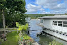 Houseboat (image 1)