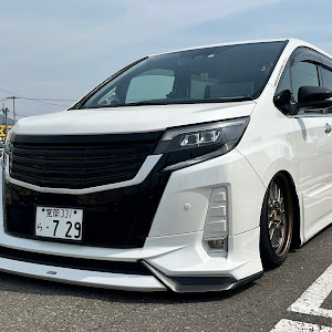 ノア ZRR85W