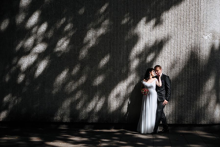 Fotografo di matrimoni Yuli Sub (jsphotography). Foto del 18 agosto 2017