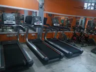 Universal Gym & Fitness Studio photo 2