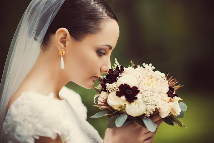 Fotógrafo de bodas Anna Averina (averinafoto). Foto del 31 de enero 2014