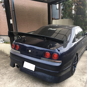 スカイライン R33