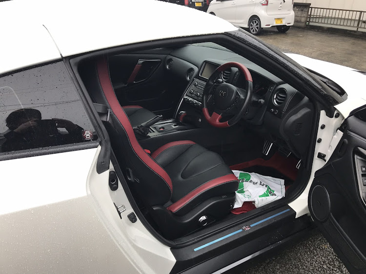 スカイライン GT-Rのbnr34・R35・スカイラインGT-R・GT-R・2018ベストショットに関するカスタム事例の投稿画像3枚目