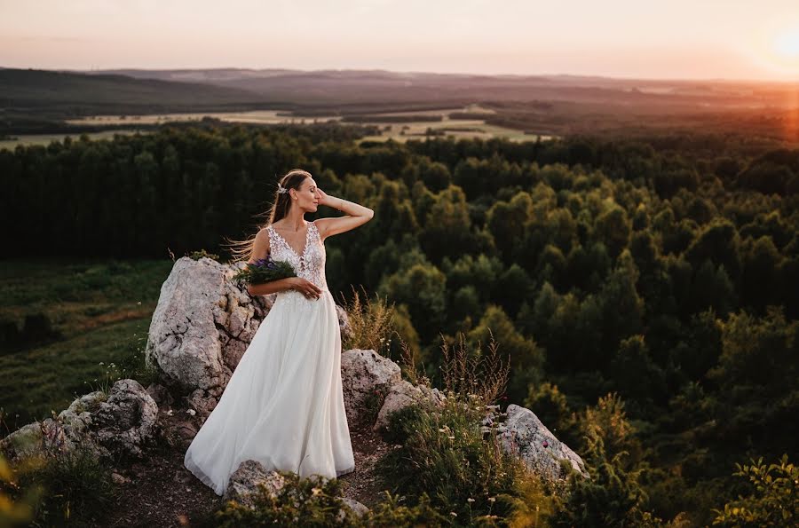 結婚式の写真家Anna Mąkosa (annamakosafoto)。2021 2月7日の写真