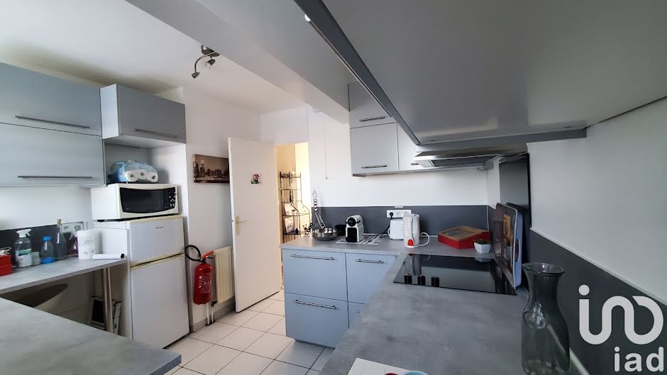 Vente appartement 2 pièces 56 m² à Évry-Courcouronnes (91000), 143 000 €