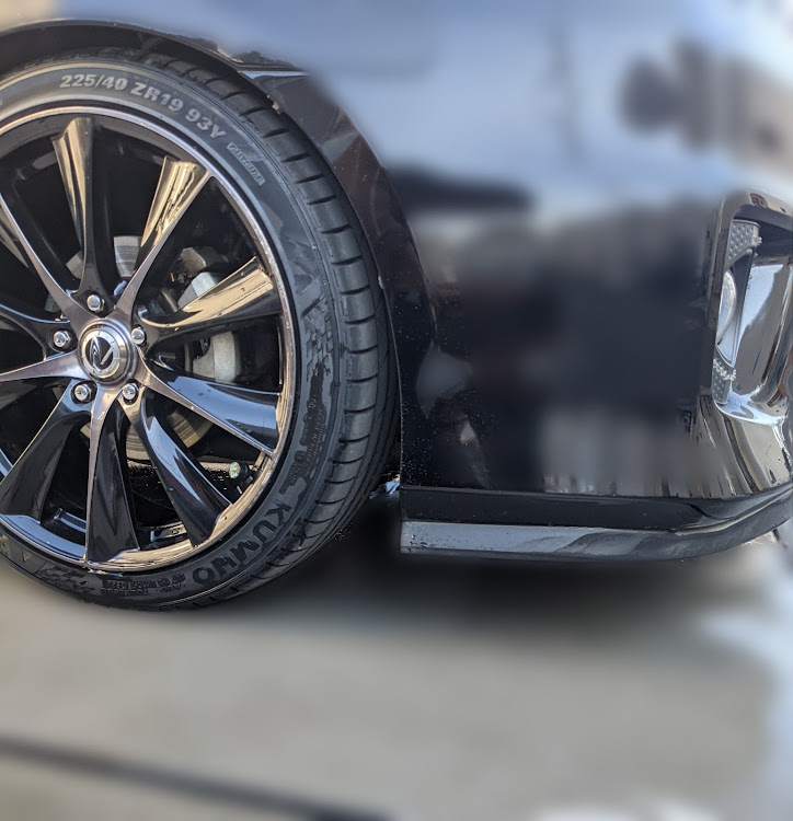 ノアのホイール洗浄・今年もあとわずか・洗車に関するカスタム事例の投稿画像3枚目