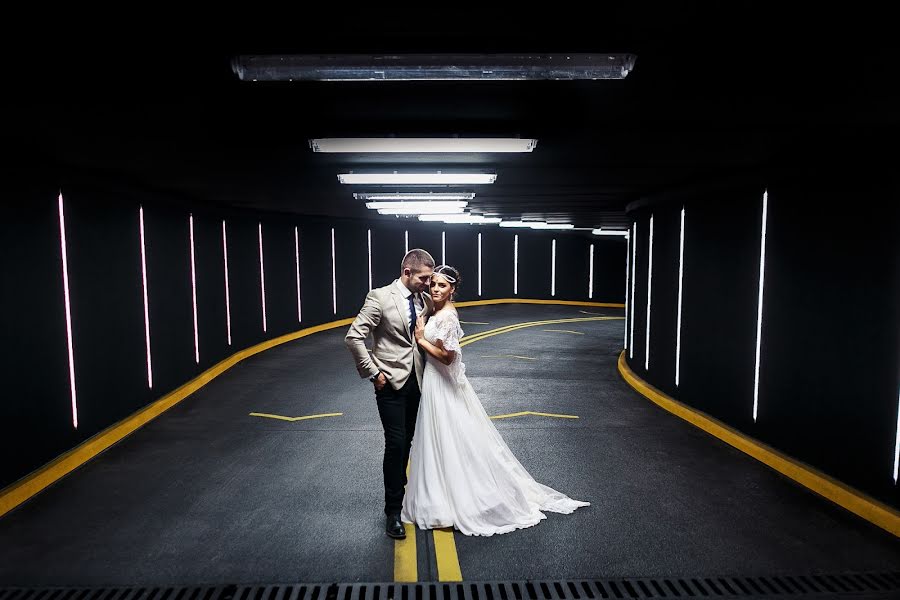 Wedding photographer Valeriy Golubkovich (iznichego). Photo of 18 September 2018