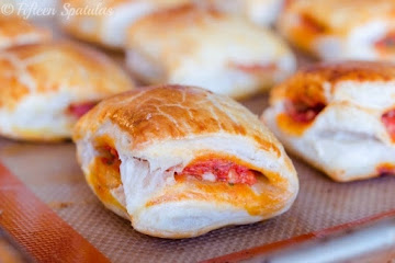 Pepperoni Pizza Puffs
